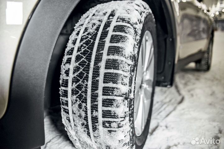 GT Radial Champiro WinterPro HP 235/50 R18 101V