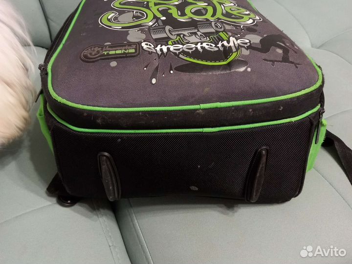 Школьный рюкзак