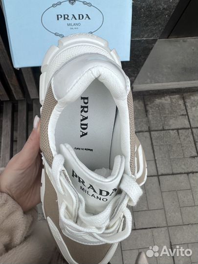 Кроссовки прада новые