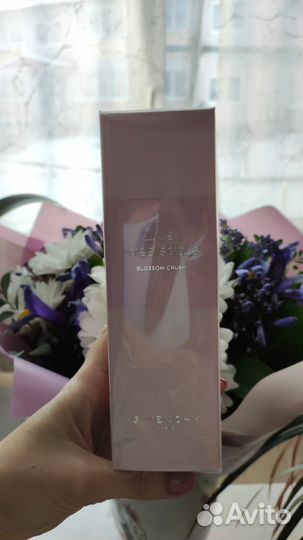 Туалетная вода Blossom Crush Живанши 50 млмл