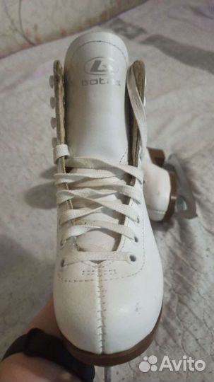 Коньки фигурные botas