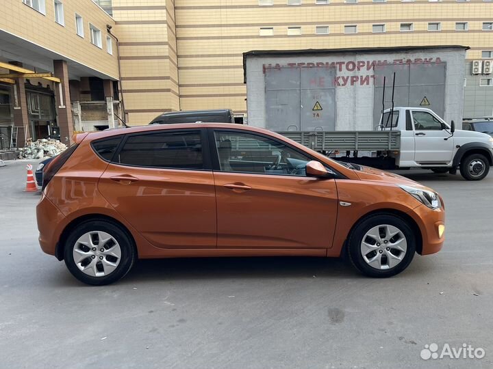 Hyundai Solaris 1.6 AT, 2015, 172 163 км