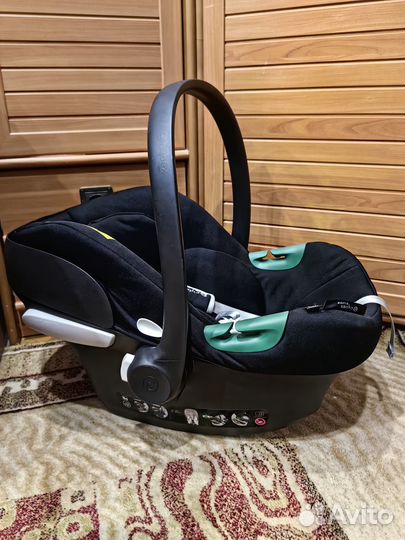 Детское автокресло Cybex Aton B2 i-Size Volcano Bl