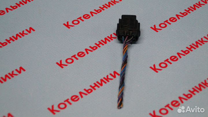 Nissan 16119-AX00A Разъем дроссельной заслонки