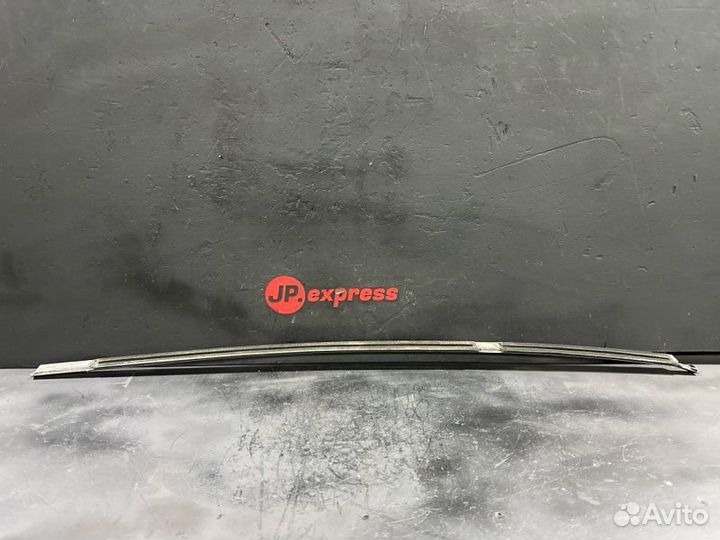 Молдинг двери задний левый Bmw 3 E90 N43B20 2010