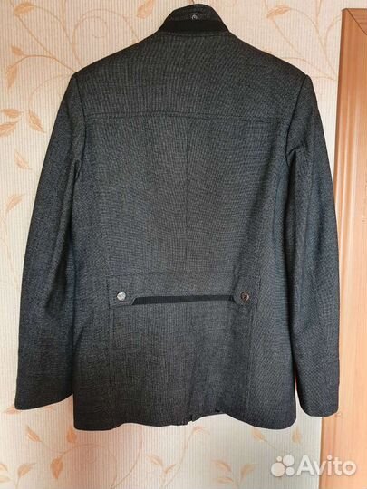 Пальто. 48 размер