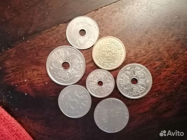 Продам монеты из Скандинавии. Цена за комплект