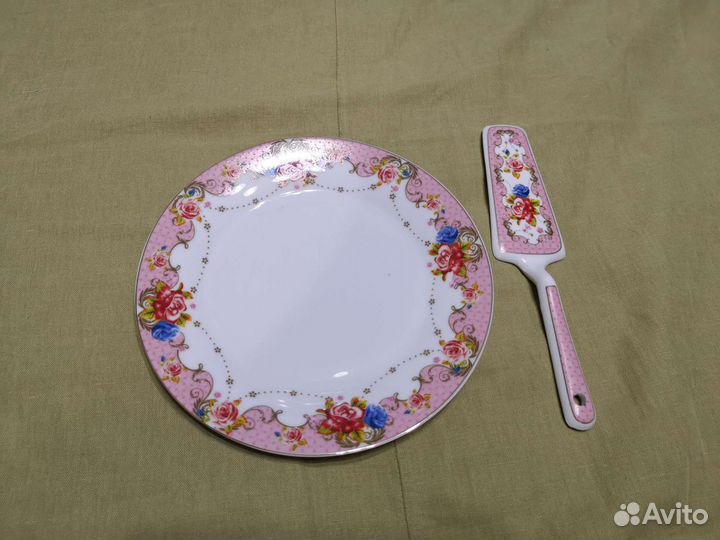 Блюдо для торта с лопаткой