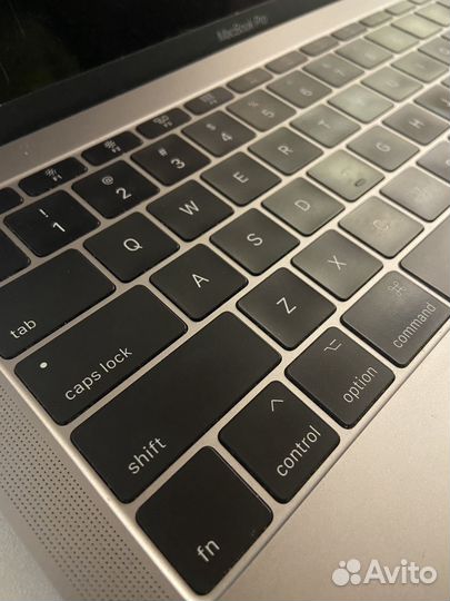 MacBook Pro 13 2017 8/128