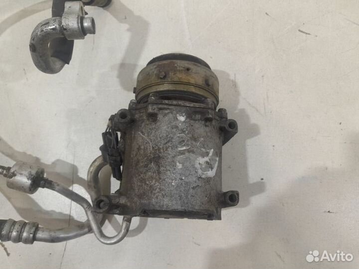 Компрессор кондиционера Mitsubishi Pajero Sport 1