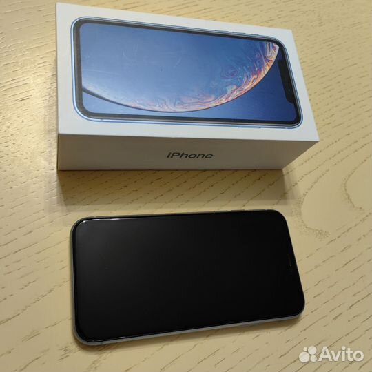 iPhone Xr, 64 ГБ