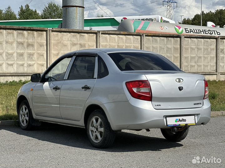 LADA Granta 1.6 МТ, 2012, 149 000 км