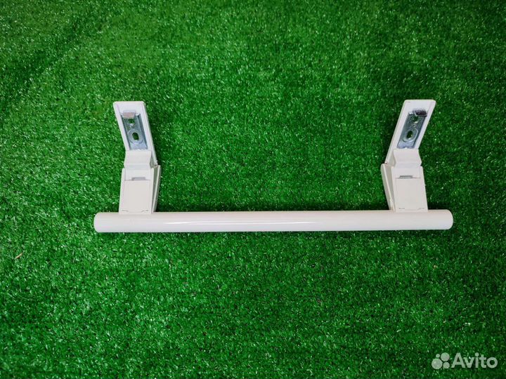 Ручка двери холодильника Liebherr