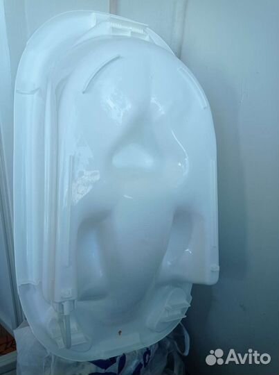 Ванночка для купания с анатомической горкой