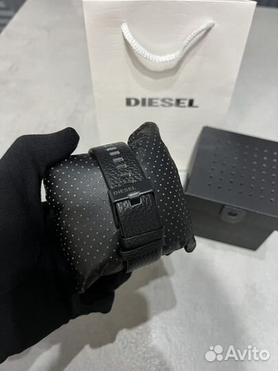 Часы diesel