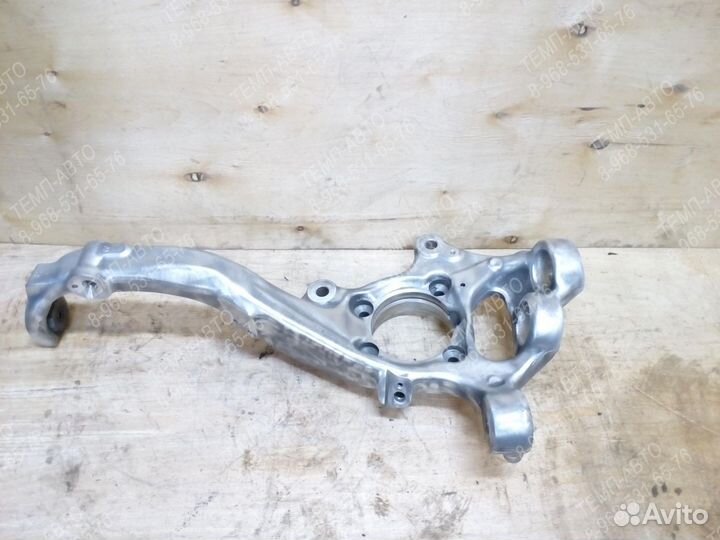 Кулак передний правый GLC X253 C253