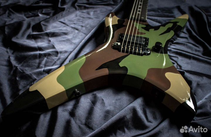 Bc Rich Stealth custom como