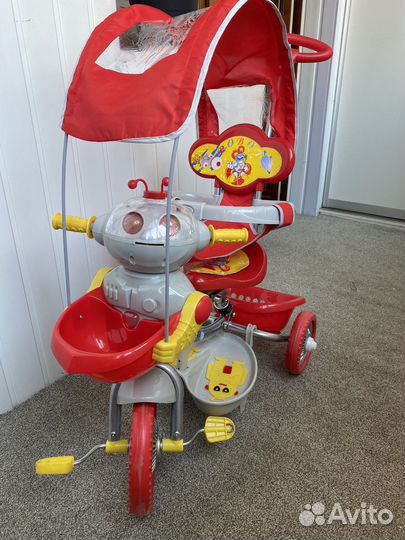 Детский трехколесный велосипед