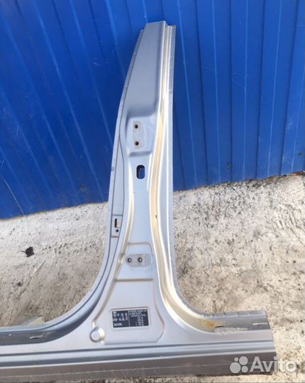 Порог левый Кия Сид 1 рестайлинг хэтчбэк 2011