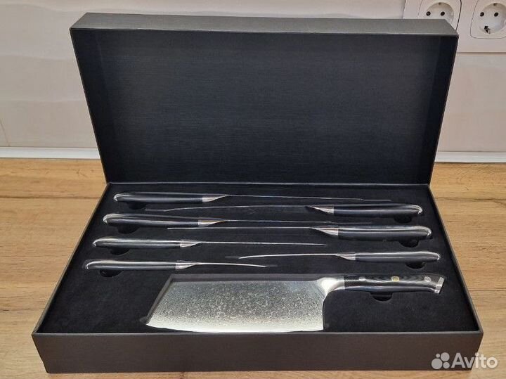 Набор кухонных дамасских ножей 8 штук