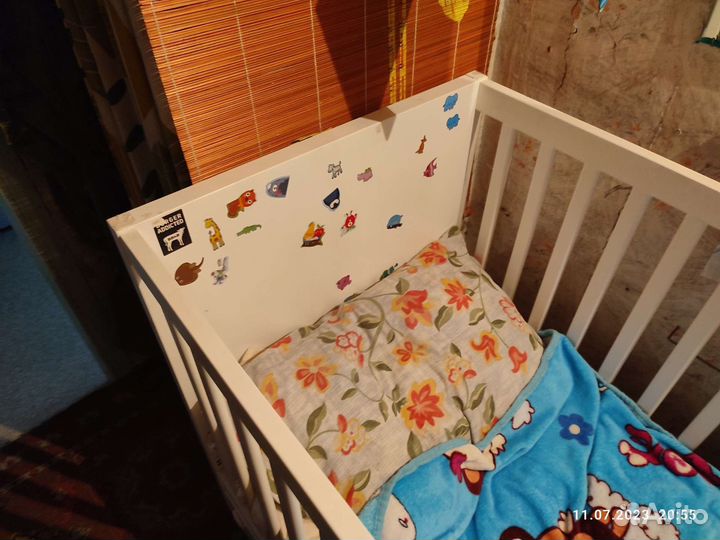 Детская кроватка