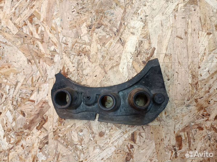 Уплотнитель печки BMW e39 M57 2000