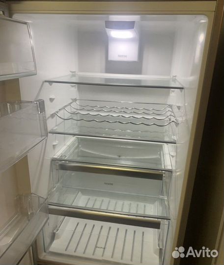 Холодильник electrolux