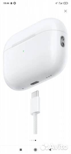 Apple AirPods Pro 2 MagSafe Charging Case