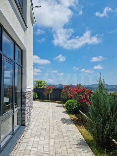 Дом 283 м² на участке 10 сот.