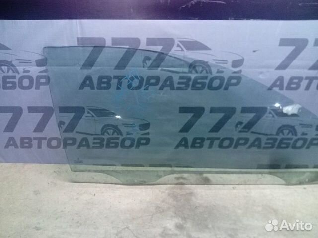 Переднее правое стекло Peugeot 206 купэ