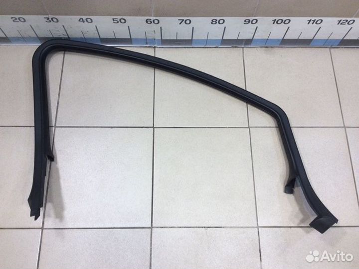 Накладка двери передняя левая Opel Astra J A14NET