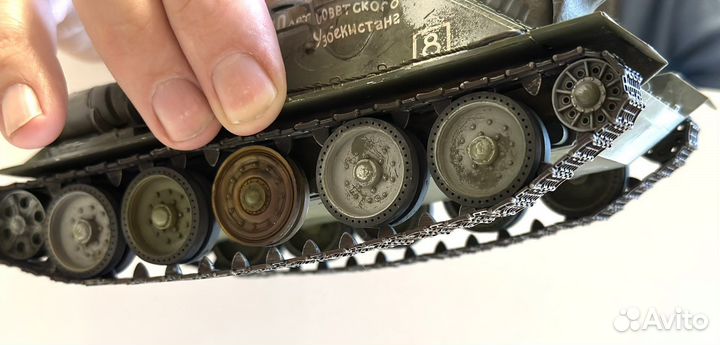 Готовая модель сау су-100