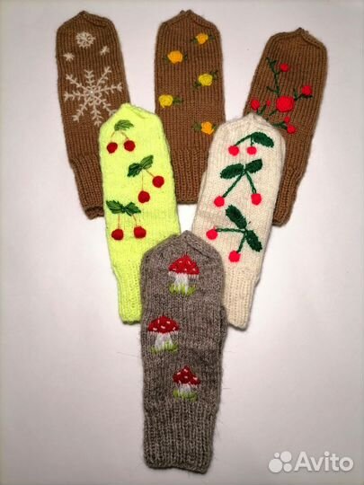 Варежки вязаные ручной работы