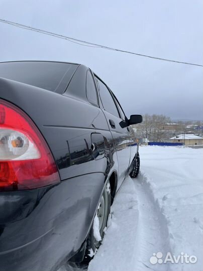LADA Priora 1.6 МТ, 2011, 200 000 км
