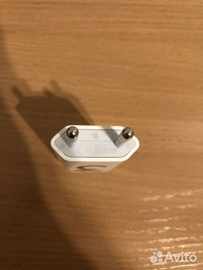 Зарядный блок iPhone