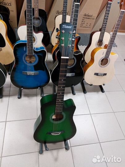 Гитара новая