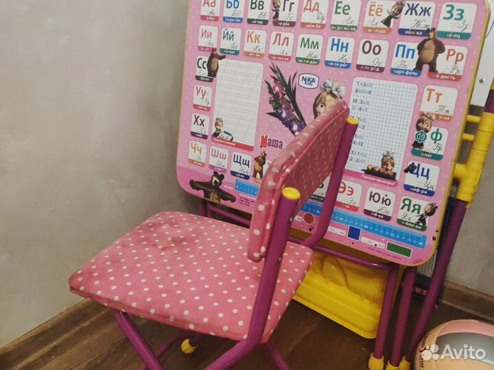 Стул и столик для дошколят