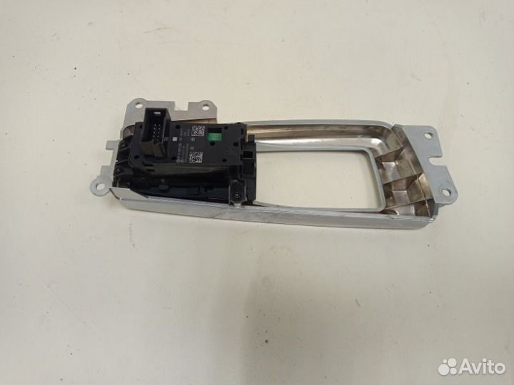 Кнопка фиксатора стояночного тормоза Bmw 5-Series