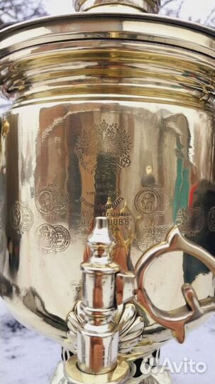 Самовар с медалями фабрики Баташева
