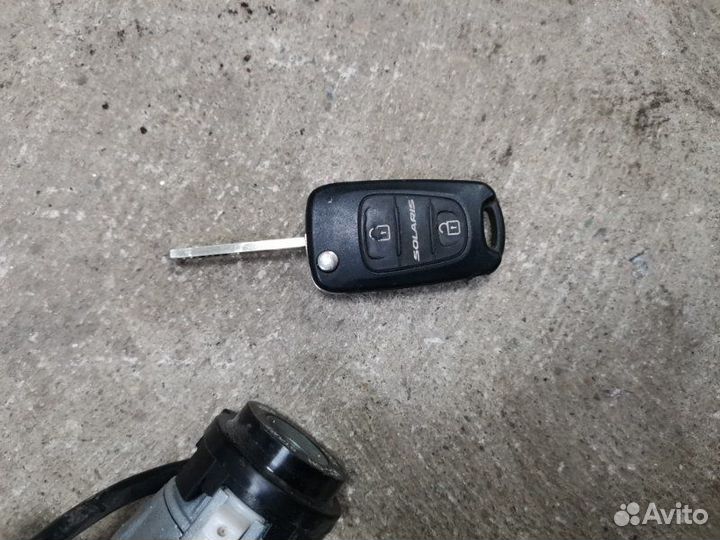 Замок зажигания Hyundai Solaris хэтчбек 1 2012