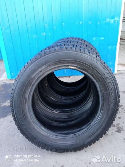 Dunlop SP Winter Ice 01 205/60 R16
