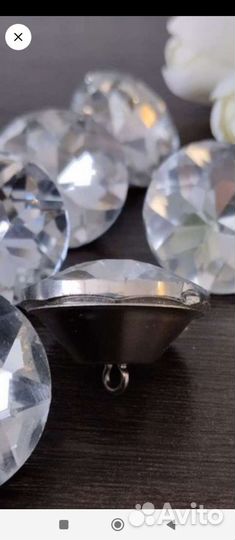 Мебельные пуговицы