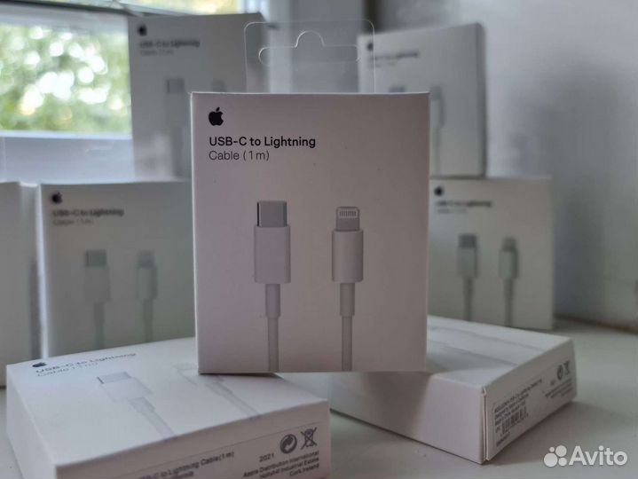 Кабель Apple USB-C to Lightning