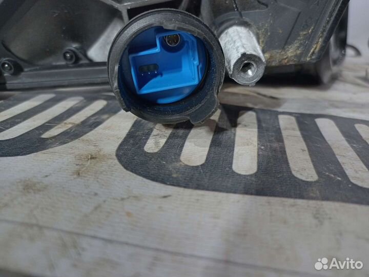 Зеркало правое с камерой складное BMW F10