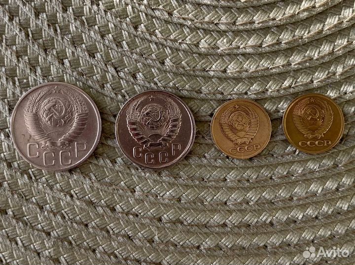 Набор из 4 монет