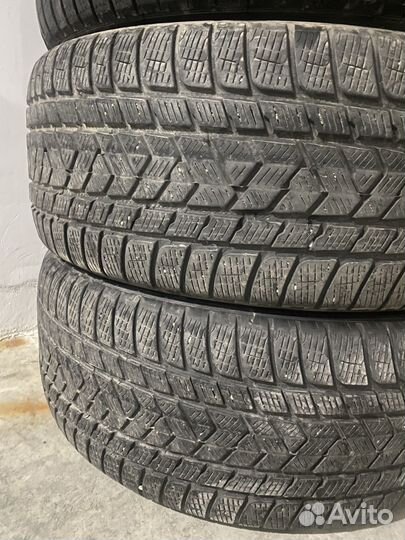 Pirelli Scorpion 285/45 R21 113W