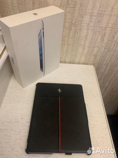 iPad wifi cellular 16 gb white