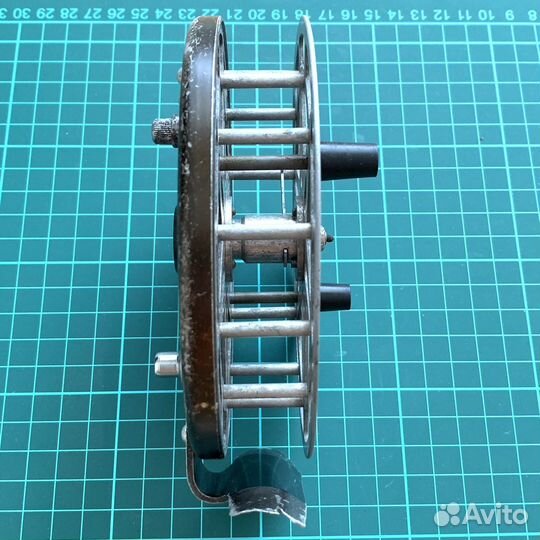 Катушка рыболовная инерционная Невская 1959 СССР
