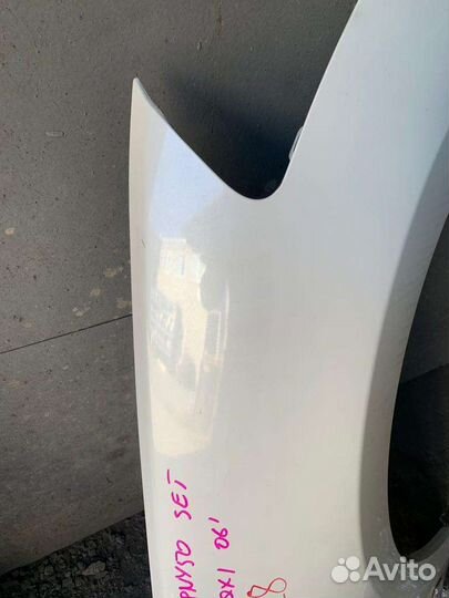 Крыло Nissan Fuga 50 infiniti m35