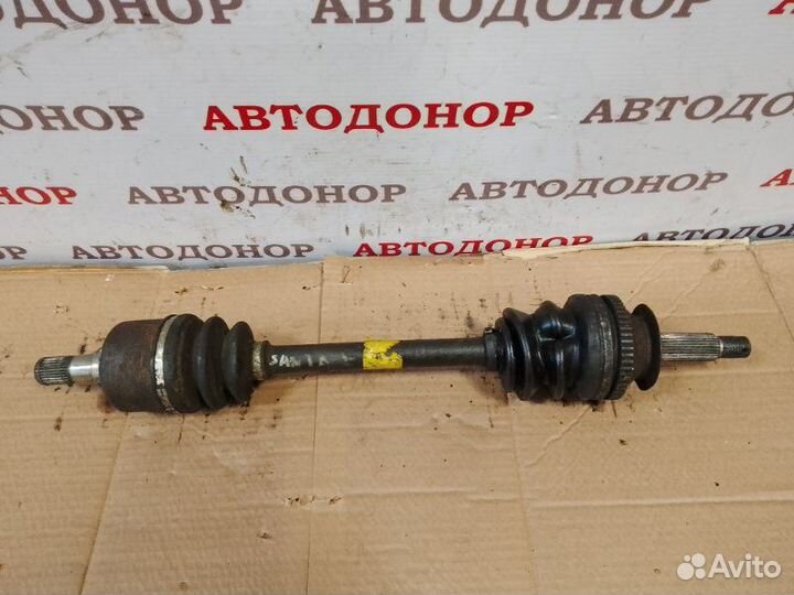 Полуось привод передний левый Hyundai Santa Fe 2.7